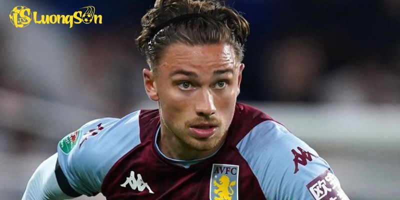 Matty Cash Ký Hợp Đồng Mới, Niềm Vui Cho Aston Villa 2 Matty Cash tỏa sáng trước Man City